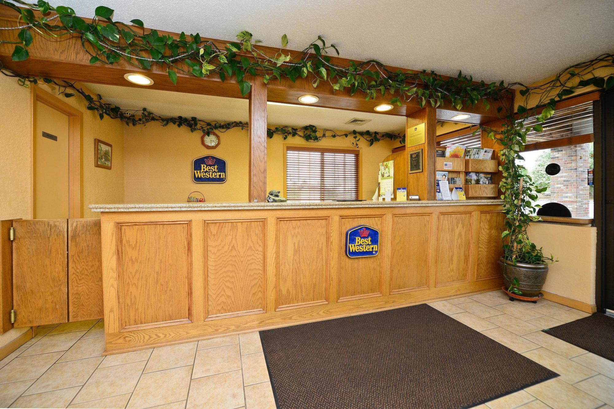 Village Inn Of Hardy Exterior photo